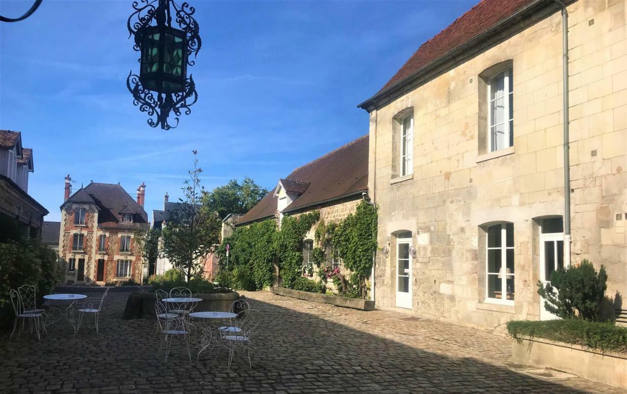 Hotel Le Regent Villers-Cotterêts Dış mekan fotoğraf