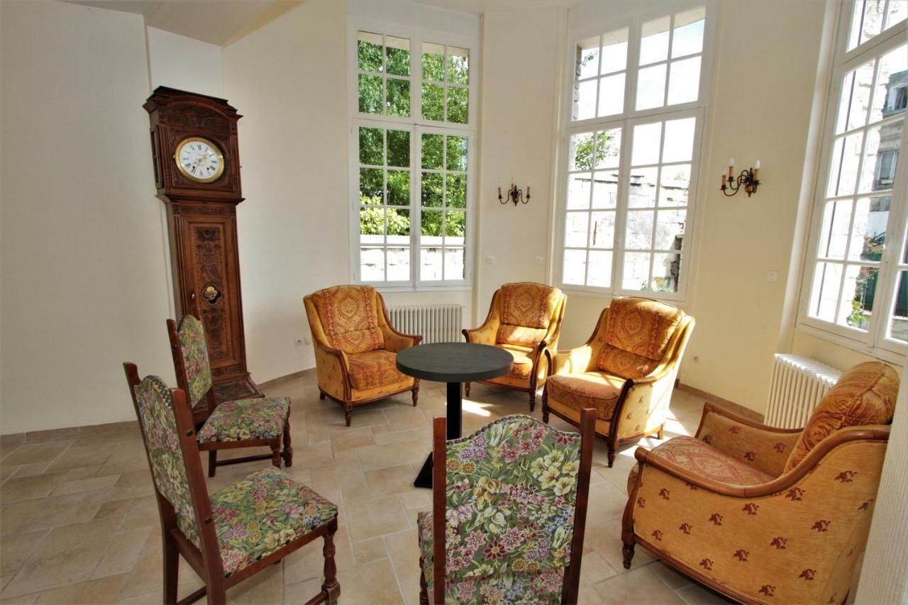 Hotel Le Regent Villers-Cotterêts Dış mekan fotoğraf