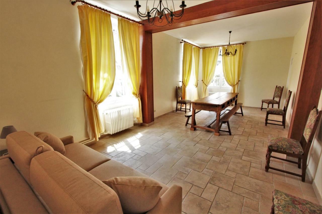Hotel Le Regent Villers-Cotterêts Dış mekan fotoğraf